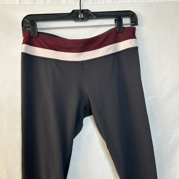 Lululemon Run: Inspire‎ Crop II Deep Coal/ Bordeaux Drama/ Pretty Pink - Picture 9 of 12